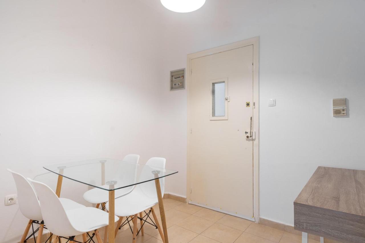 Apartment 1Km From Acropolis Filoppapou Hill Athen Exterior foto
